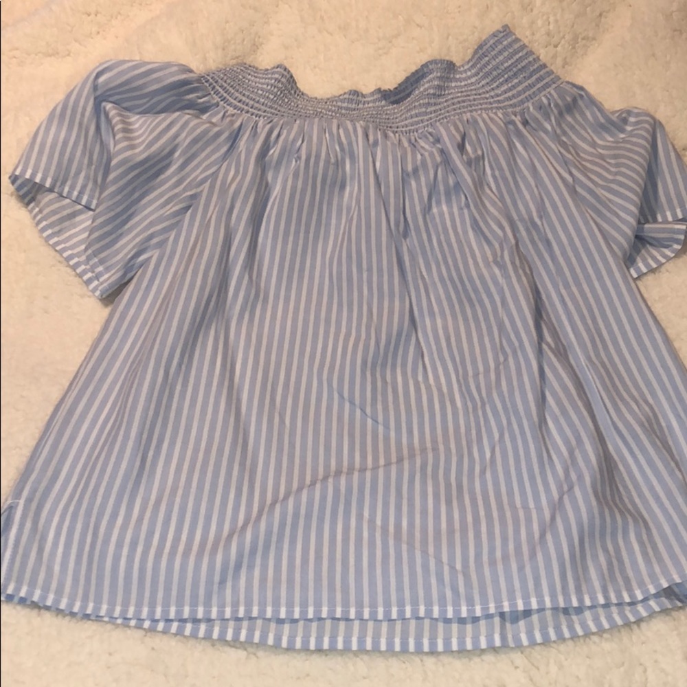 Vineyard Vines off the shoulder top